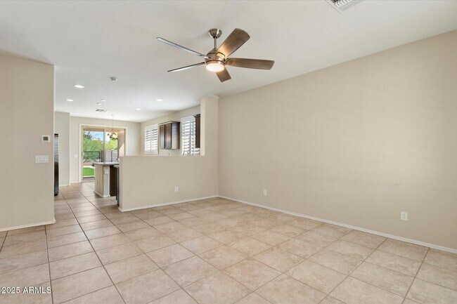 Building Photo - 17626 W Paraiso Dr