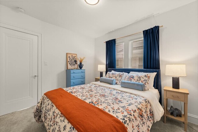 Building Photo - 4040 W 158th St