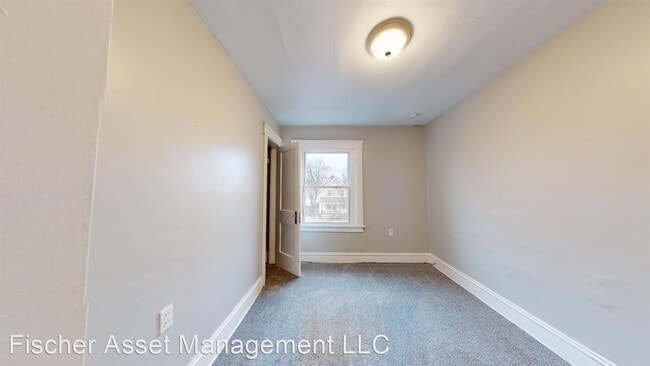 Building Photo - 3 br, 1 bath House - 3359 West 86th St.