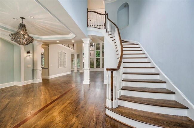 Building Photo - 105 Chablis Ct