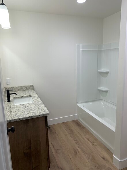 Building Photo - 1723 Dollys Way