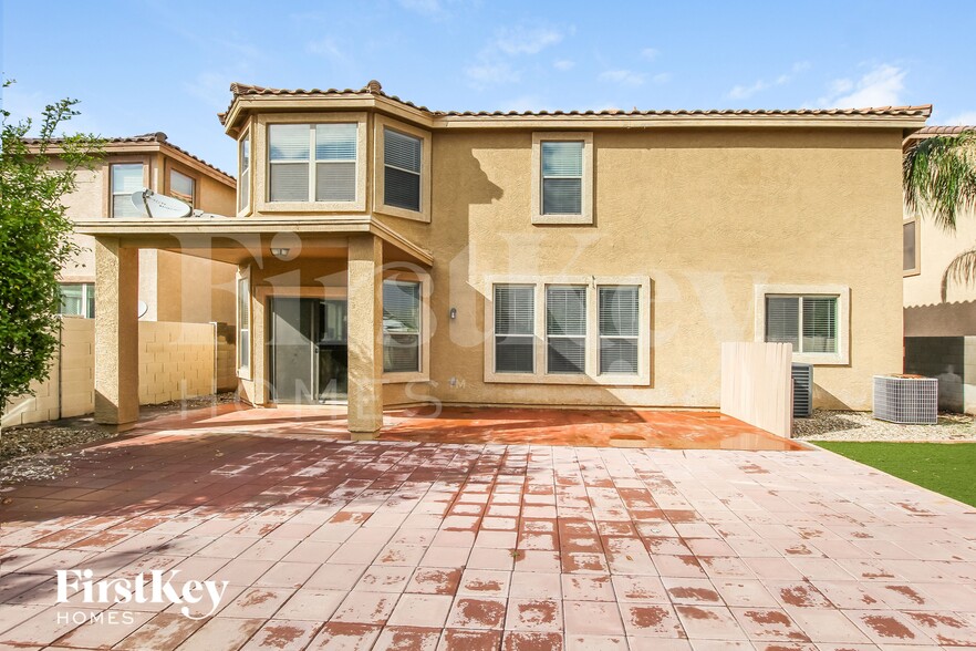 Building Photo - 15029 W Larkspur Dr