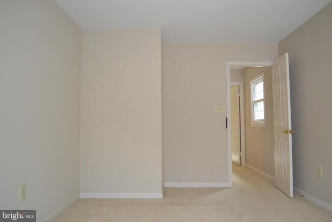 Building Photo - 9614 Shannon Ln