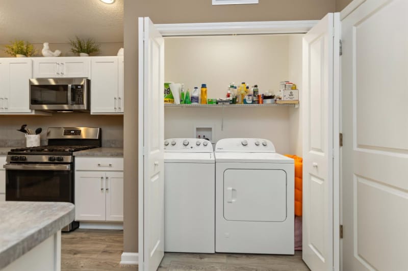 Building Photo - 5745 Gillespie Ln