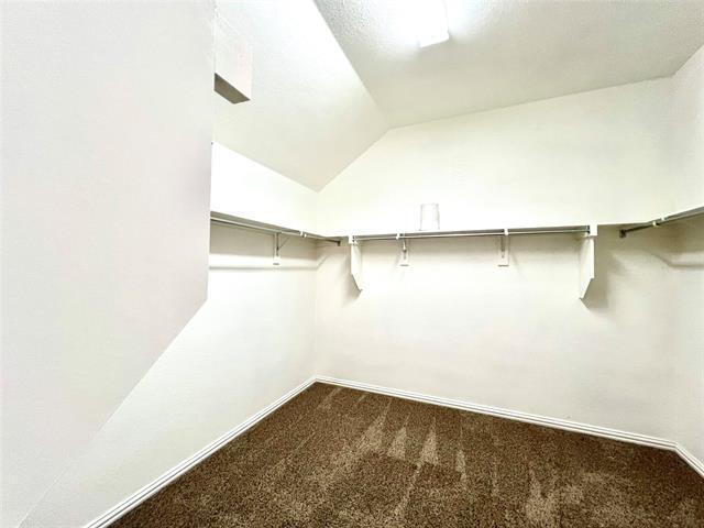 Building Photo - 5201 Pinewood Dr