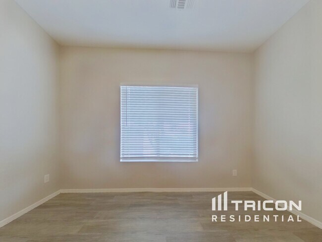 Building Photo - 23885 Chambers St