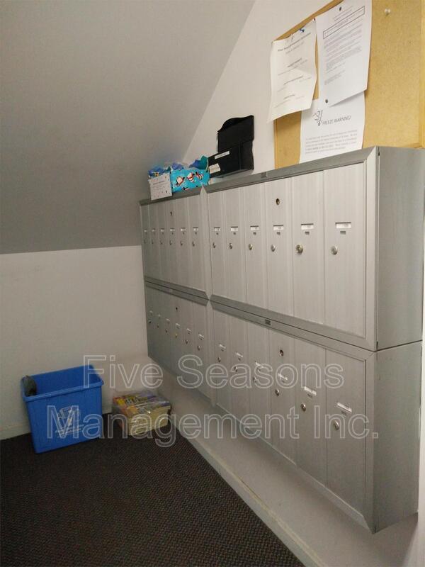 Building Photo - 107 Hildred Dr