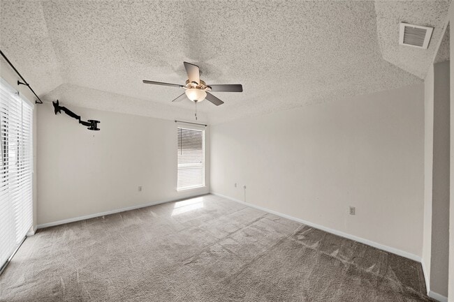 Building Photo - 260 El Dorado Blvd