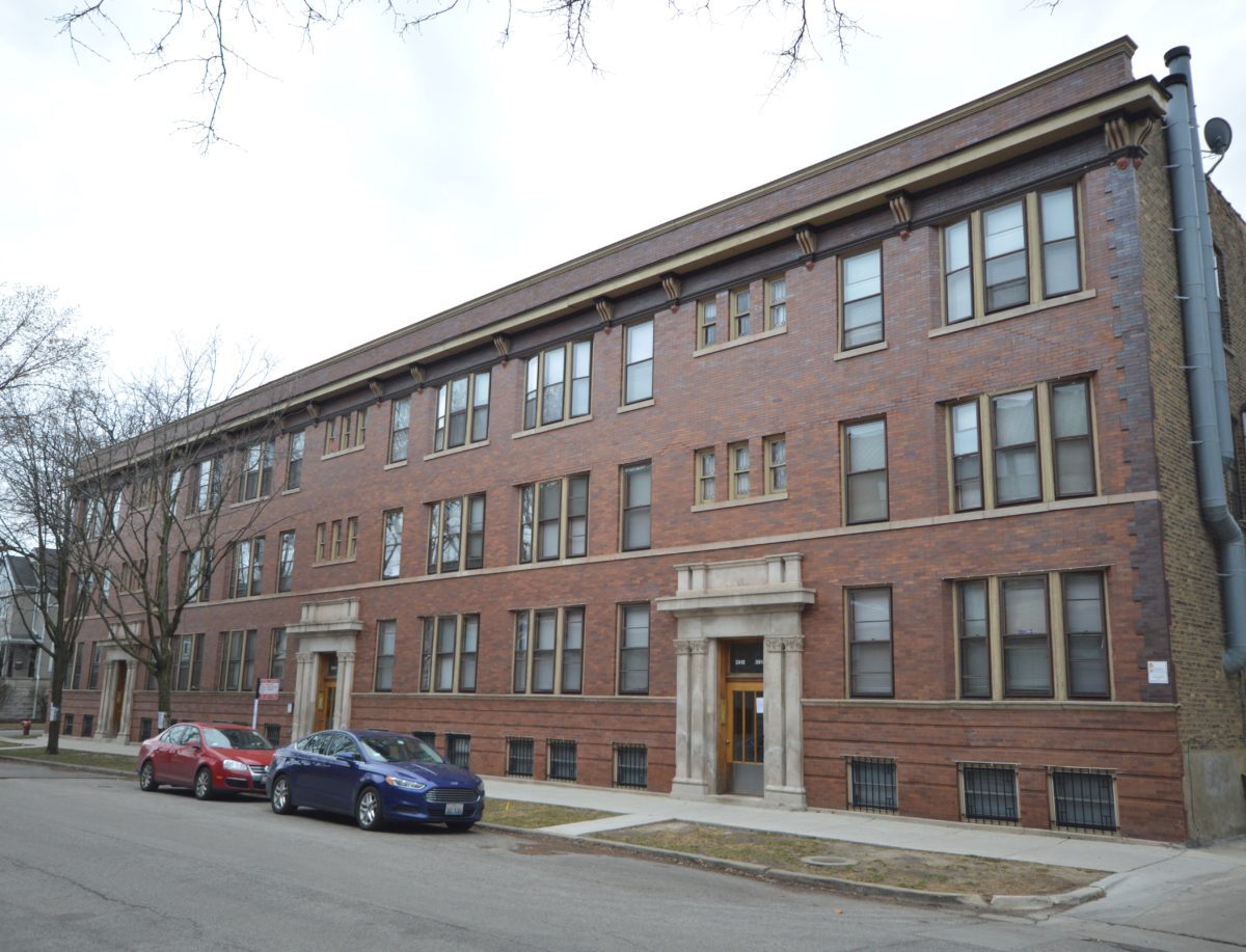 Building Photo - 3912 N Greenview Ave