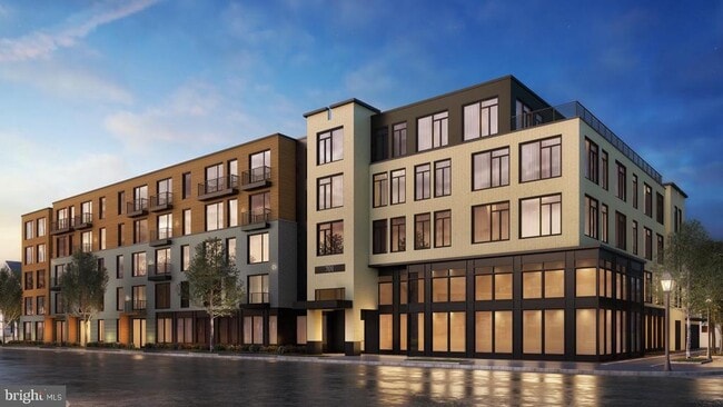 Building Photo - 701 N Henry St