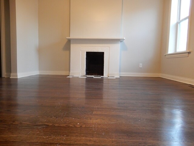 Building Photo - 618 N Parkside Ave