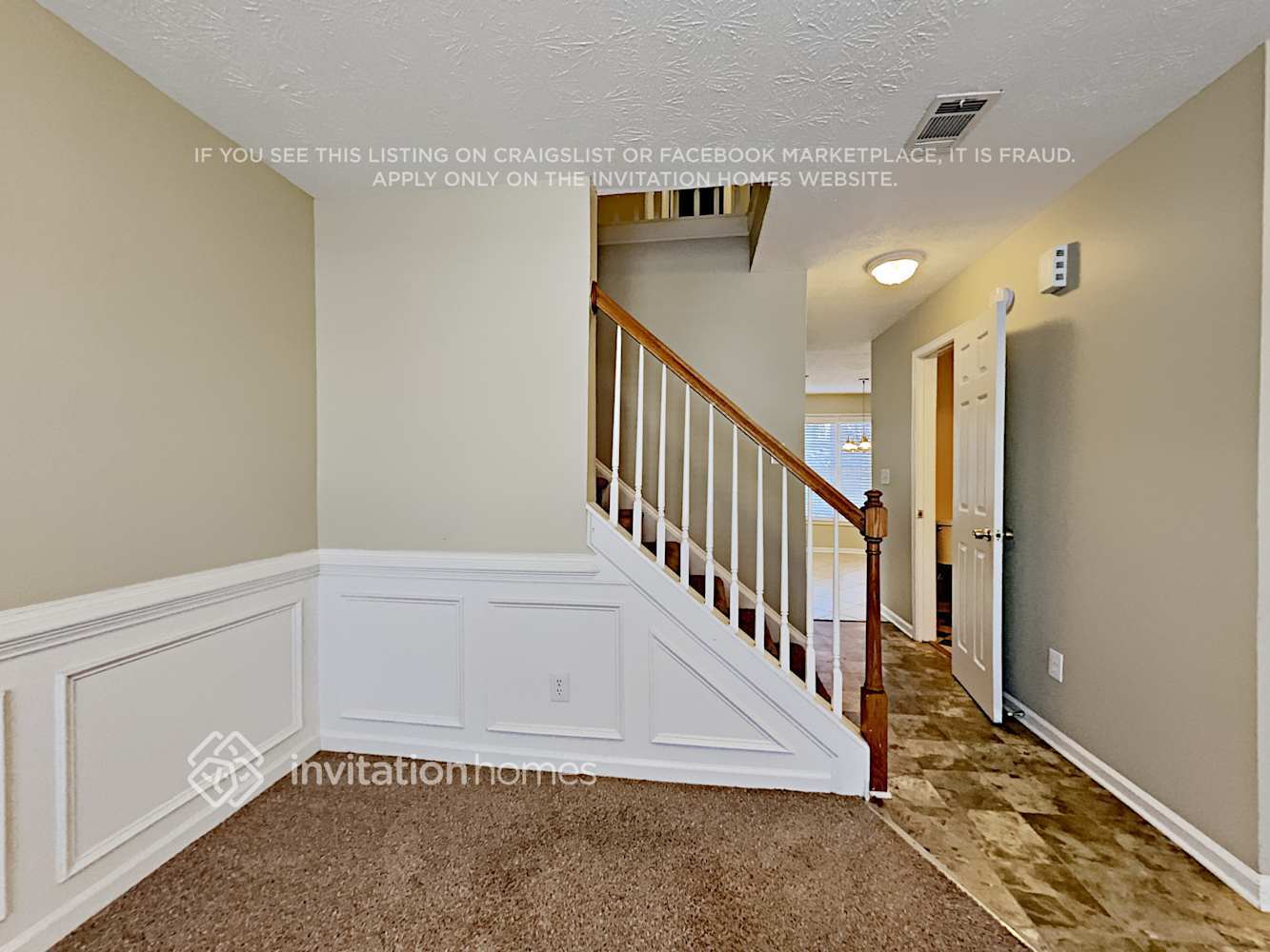 Building Photo - 3925 Riversong Dr NW