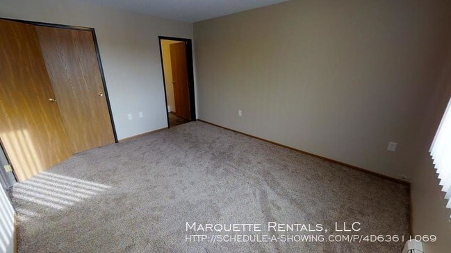 Building Photo - 2445 Werner St