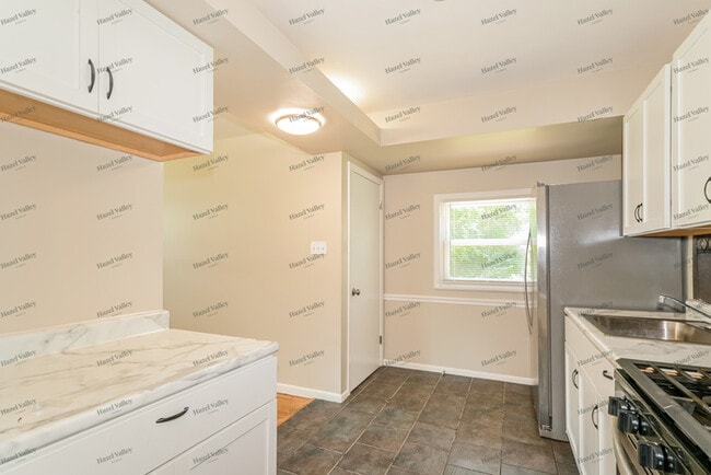 Building Photo - 795 Mullanphy Ln