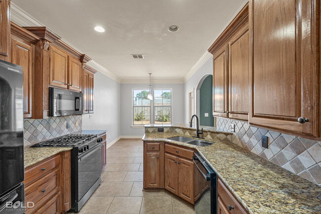 Building Photo - 4402 Ellis Ct