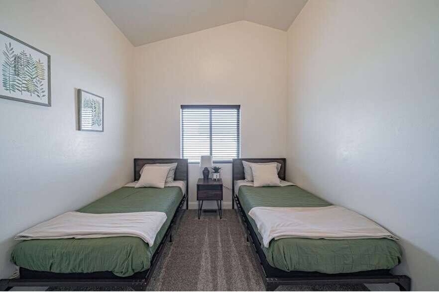 Building Photo - 3853 Tradition Ct
