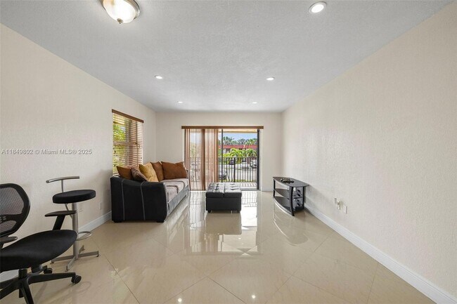 Building Photo - 10401 SW 108th Ave