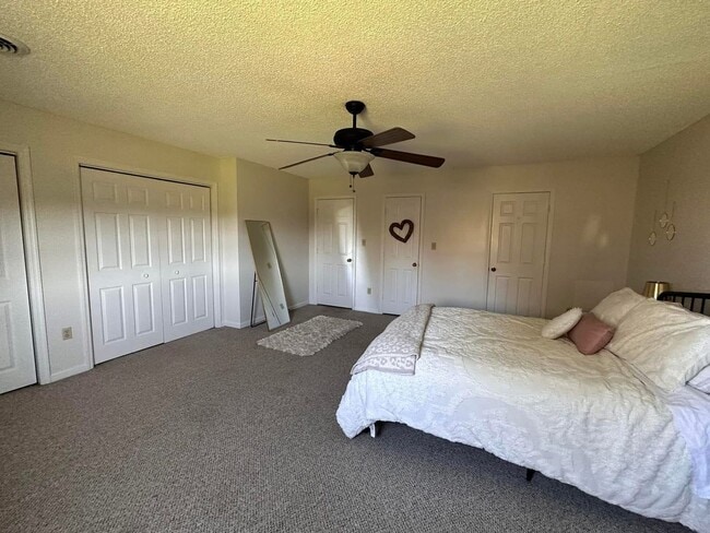 Building Photo - 2033 N Economy Rd