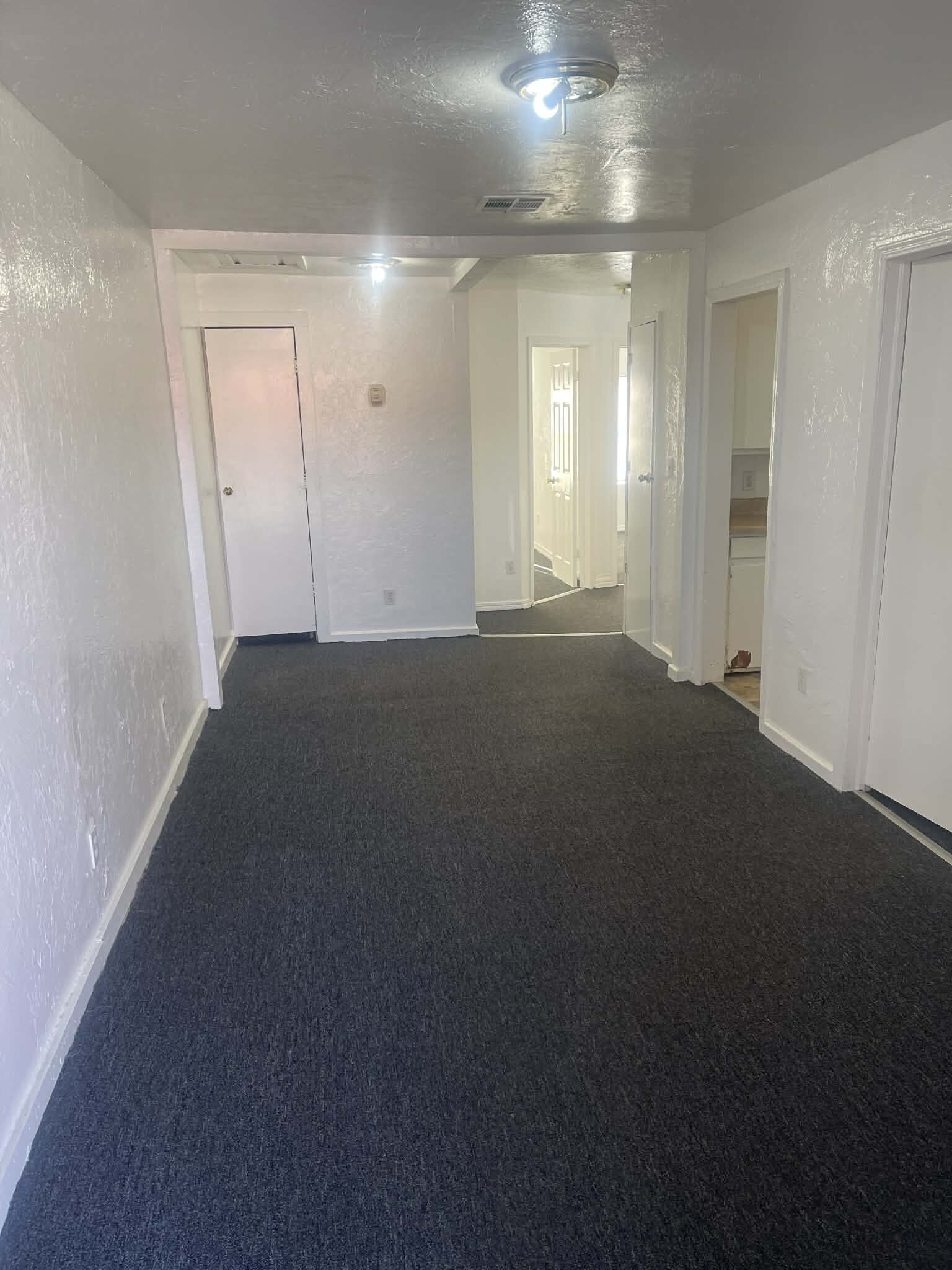 Building Photo - 3430 SW 29th Pl