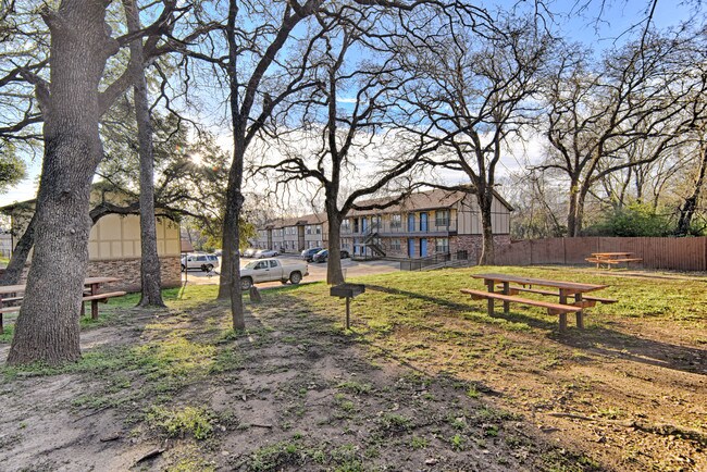Shady Creek Ranch Azle, TX Apartment Finder