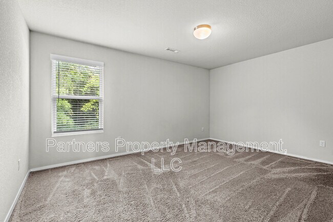 Building Photo - 2287 S Ouachita Dr