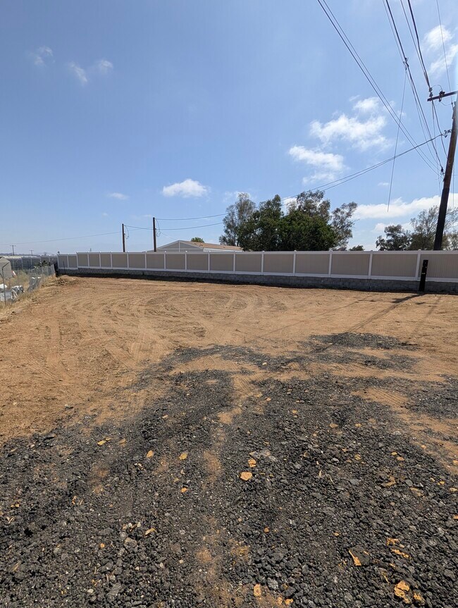 Building Photo - 25874 CA-74