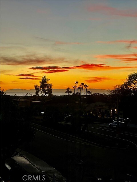 Building Photo - 504 Avocado Ave