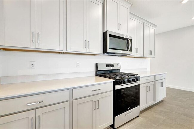 Building Photo - 14183 SW Harker St