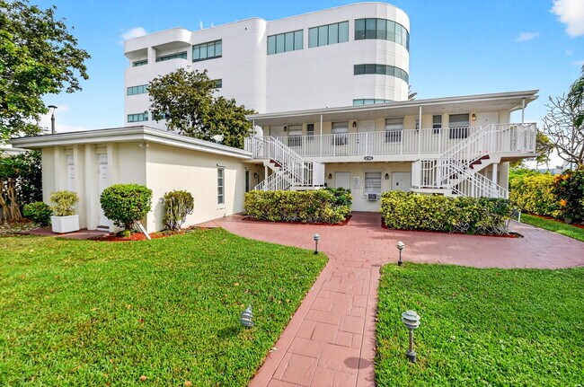 Building Photo - 2620 East Way