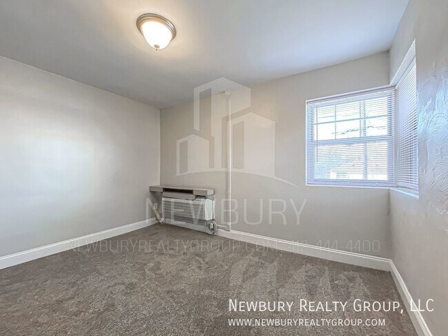 Building Photo - 313 San Juan Dr