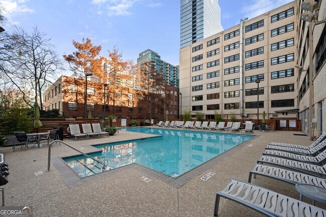 Building Photo - 878 Peachtree St NE