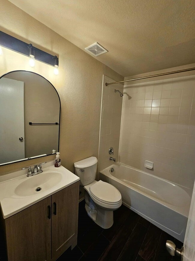 Building Photo - 11422 Ryan Court