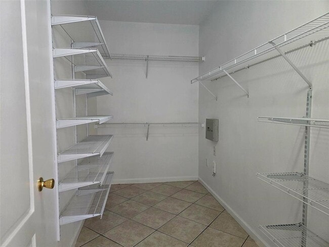 Building Photo - 17983 Villa Creek Dr