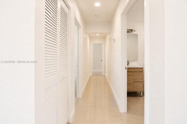 Building Photo - 9421 SW 150th St