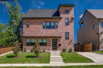 Building Photo - 400 N Denver St