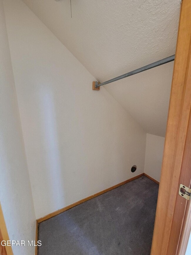 Building Photo - 6920 Imperial Ridge Dr