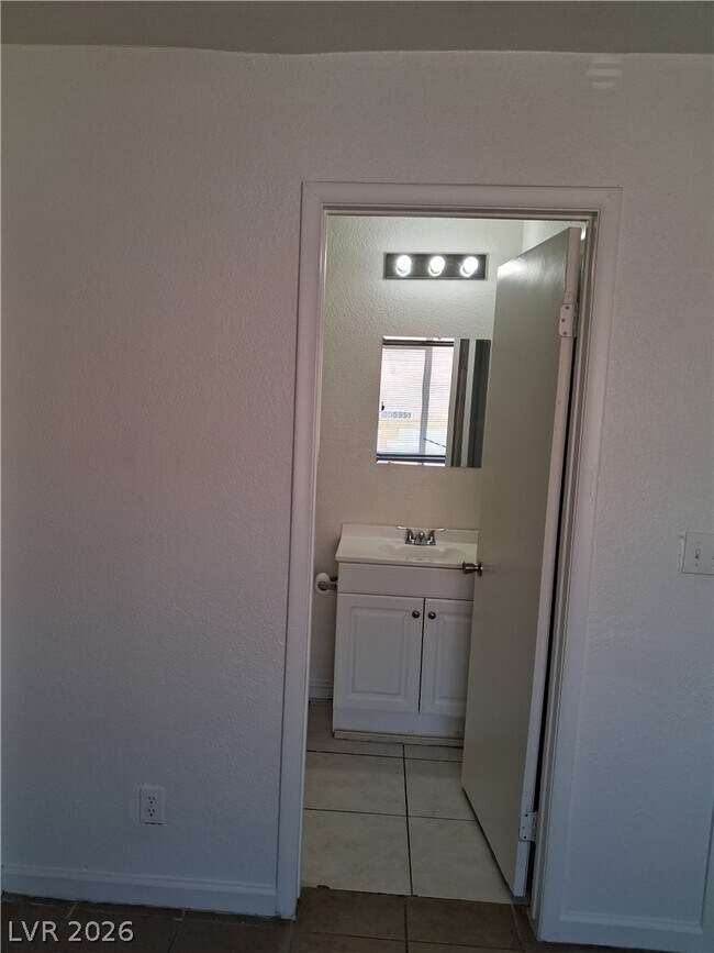 Building Photo - 6966 Issac Ave
