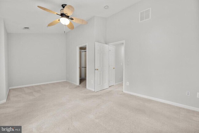 Building Photo - 5120 Grimm Dr