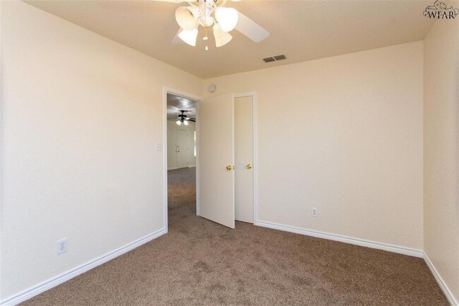 Building Photo - 1217 Sun Valley Dr