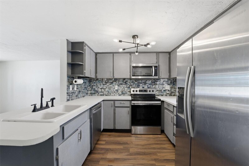 Building Photo - 62 S Tyler St