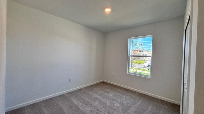 Building Photo - Spacious 5-Bedroom Home Designed for Comfort & Modern Living