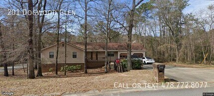 Building Photo - 201 Dogwood Glen