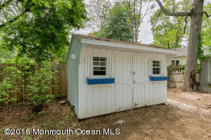 Building Photo - 180 Cliftwood Rd