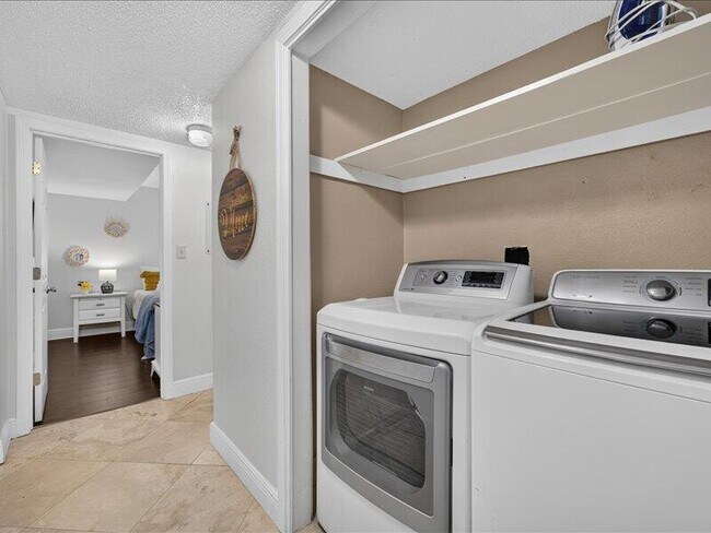 Building Photo - 354 Billfish Ave