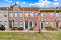 Building Photo - 11004 Cedar Walk Lane