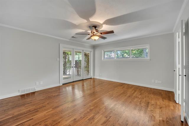 Building Photo - 7157 Alexander Dr