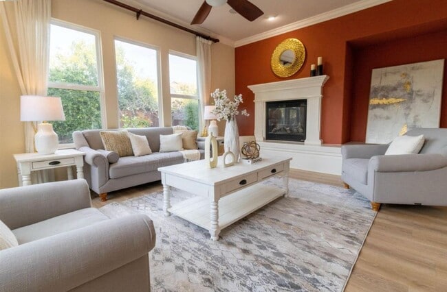 Building Photo - Pleasanton Ridge 5 bed/5 bath, Solar, Amen...