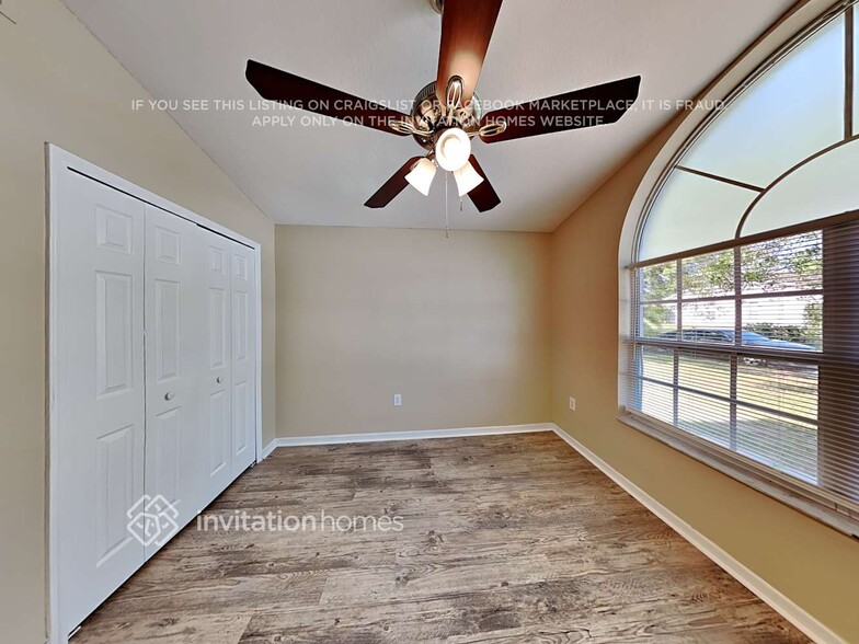 Building Photo - 3269 Big Valley Dr