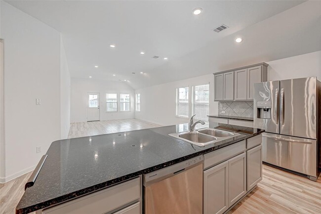 Building Photo - 3718 Whirling Wy