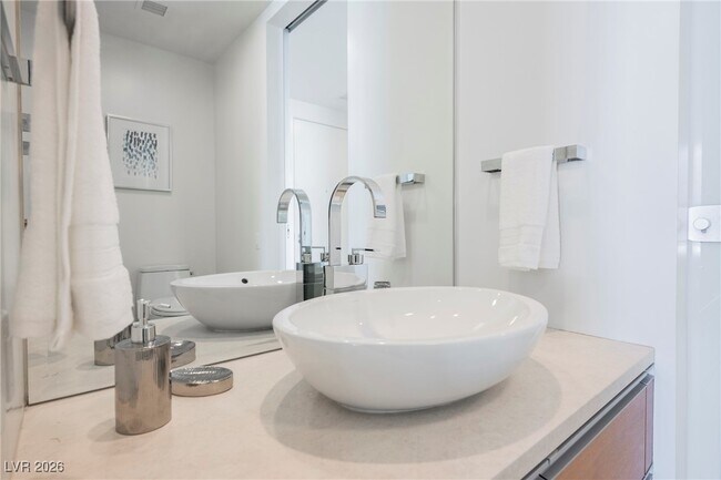 Building Photo - 3726 S Las Vegas Blvd